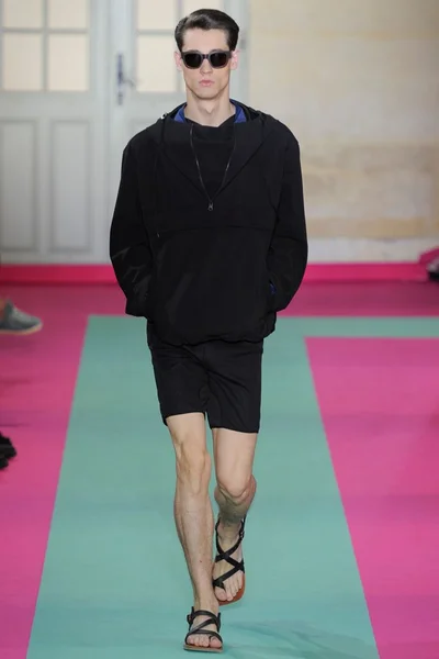 Look 5